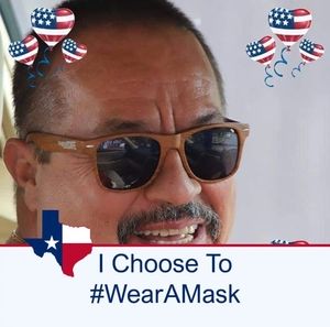 Meet your Posher, Luis